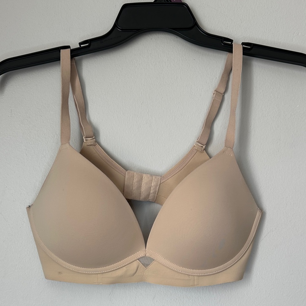 MAIDENFORM Seamless Nude Bra size 36C